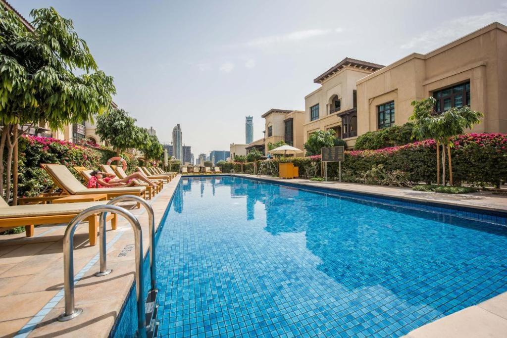 Bnbmehomes - Traditional Meets Modern In Downtown - 5041 迪拜 外观 照片